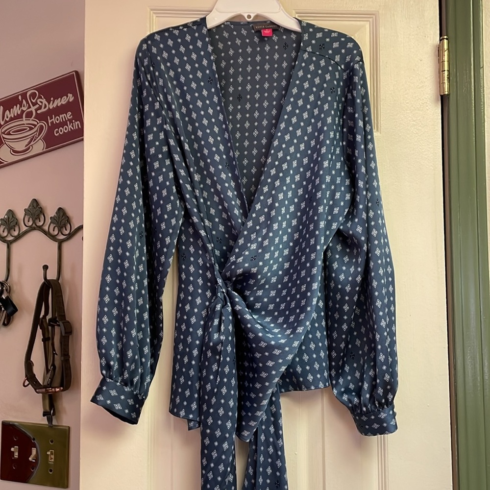 Vince Camuto wrap top/ blouse